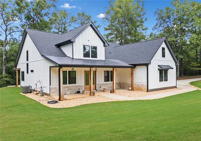 1st image of 2943 Dabbs Bridge Rd, Dallas, GA 30132 | MLS# 7723140
