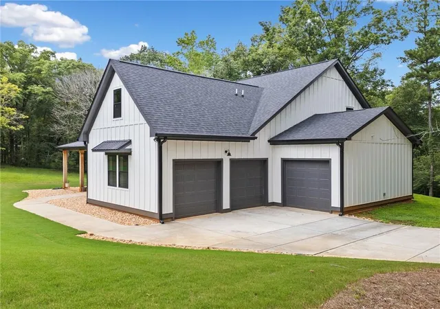 2nd image of 2943 Dabbs Bridge Rd, Dallas, GA 30132 | MLS# 7723140