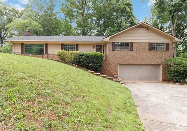 1st image of 3279 Guynelle Dr, Marietta, GA 30066 | MLS# 7777894