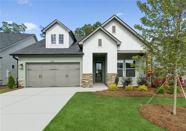 1st image of 1410 Autumn Lake Dr, Gainesville, GA 30504 | MLS# 7781608