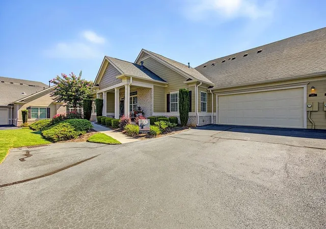 Photo 3 of Sale Pending at 243 Orchards Cir, Woodstock, GA 30188 | MLS# 7824039 | Listing updated on 2026-09-03
