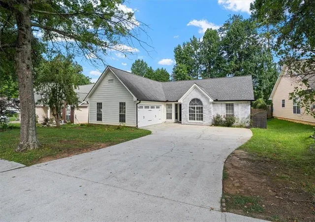 1st image of 5235 Sterling Trace Ct Nw, Lilburn, GA 30047 | MLS# 7823074