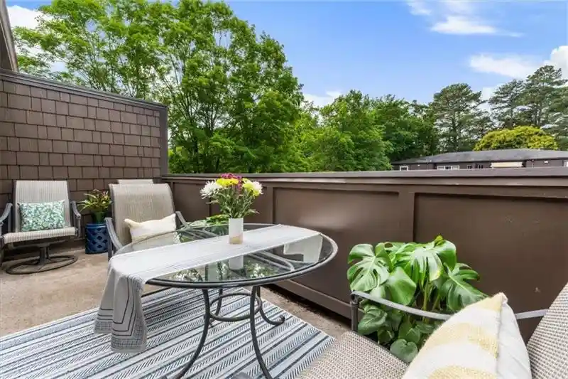Listing Photo 2 - Condo for sale in 765 Houston Mill Rd NE located at 765 Houston Mill Rd NE, Atlanta, GA 30329 - Unit 765 Houston Ml Rd NE