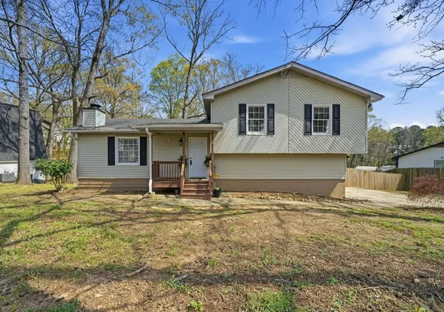 Homes for sale in Snellville, GA | 4002 Summer Pl, Snellville, GA 30039 | MLS# 7741871
