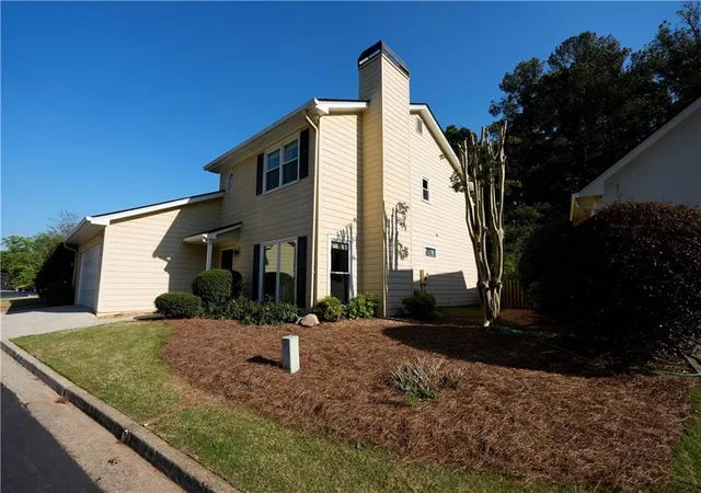 Photo 1 of Sale Pending at 4003 Arborwood Ln, Tucker, GA 30084 | MLS# 7753590 | Listing updated on 2026-08-14
