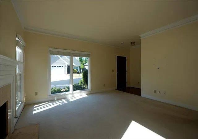 Photo 3 of Sale Pending at 4003 Arborwood Ln, Tucker, GA 30084 | MLS# 7753590 | Listing updated on 2026-08-14