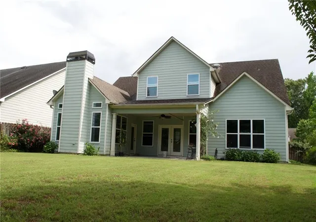 Homes for sale in Peachtree City, GA | 303 Evesham Ave, Peachtree City, GA 30269 | MLS# 7781481