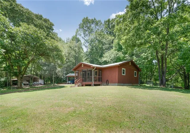 Photo 3 of Sale Pending at 132 Mockingbird Ln, Mc Caysville, GA 30555 | MLS# 7799378 | Listing updated on 2026-09-14