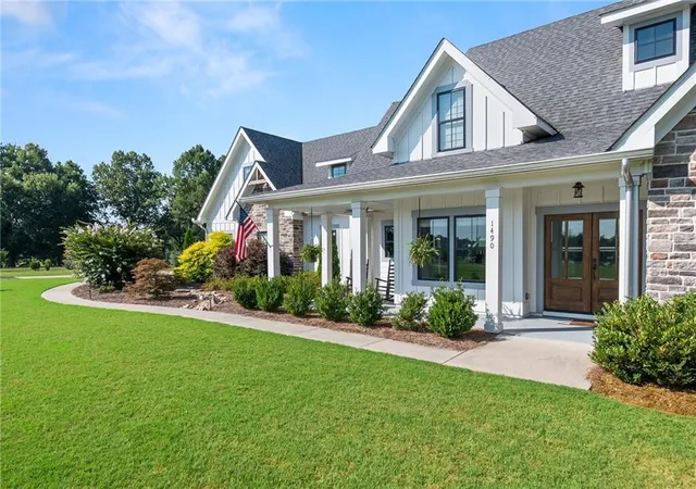 3rd image of 1490 Durden Rd, Rutledge, GA 30663 | MLS# 7804183