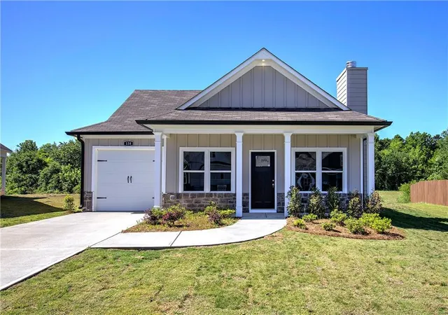 2nd image of 138 Sunflower Cir Ne, Cartersville, GA 30121 | MLS# 7813826