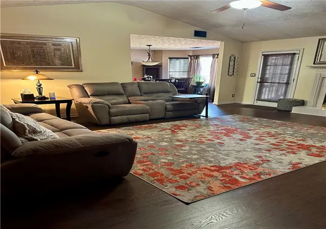 Photo 3 of Single family home for sale at 669 River Valley Dr, Jonesboro, GA 30238 | MLS# 7696498 | Listing updated on 2026-10-05