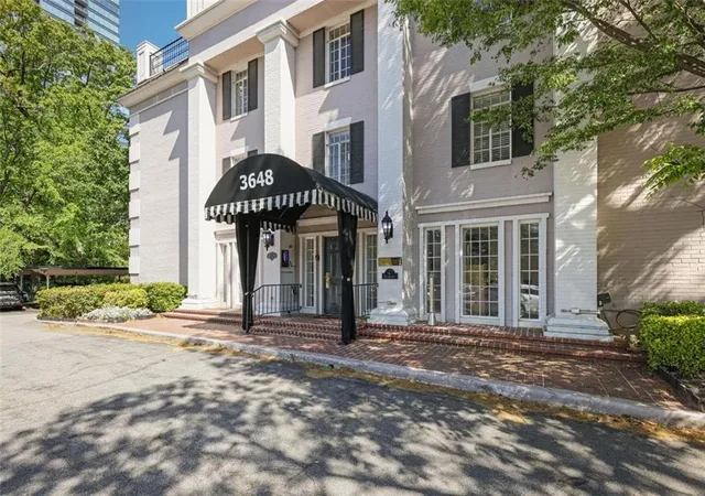 Condominium at 3648 Peachtree Rd NE #2Q, Atlanta, GA 30319 | MLS# 7559956 |  | Sold on 2025-05-30