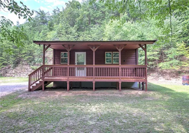 Homes for sale in Fairmount, GA | 10030 Fairmount Hwy Se, Fairmount, GA 30139 | MLS# 7797146
