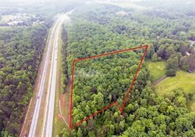 1st image of 0 Hwy 441, Clarkesville, GA 30523 | MLS# 7783109
