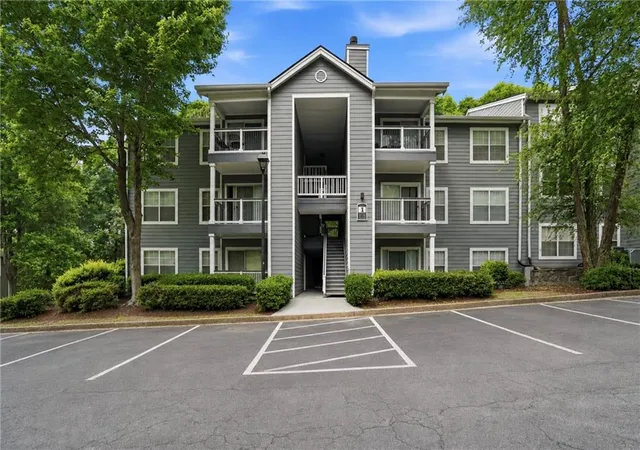 Homes for sale in Atlanta, GA | 1204 Santa Fe Pkwy #R, Atlanta, GA 30350 | MLS# 7775939