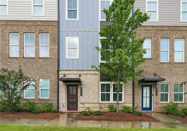 Photo 1 of Townhouse for sale at 331 Maltibie Dr, Acworth, GA 30102 | MLS# 7822635 | Listing updated on 2026-08-21