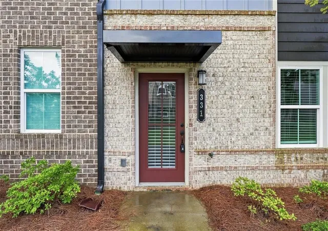 Photo 2 of Townhouse for sale at 331 Maltibie Dr, Acworth, GA 30102 | MLS# 7822635 | Listing updated on 2026-08-21