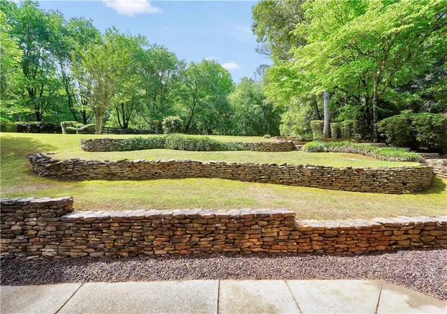 4th image of 1010 Little River Wy, Alpharetta, GA 30004 | MLS# 7794702