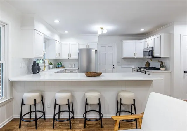2nd image of 693 N Superior Ave, Decatur, GA 30033 | MLS# 7819881