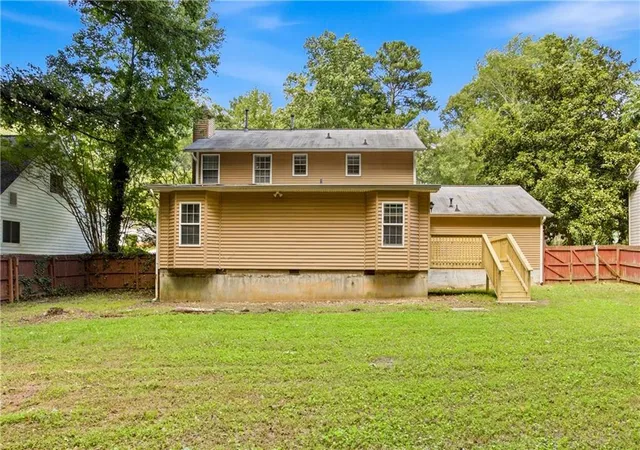 16th image of 260 Barrington Dr E, Roswell, GA 30076 | MLS# 7800105