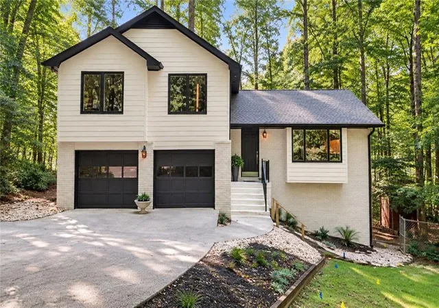 Single family home for sale at 482 Willowbrook Dr SE, Smyrna, GA 30082 | MLS# 7847575
