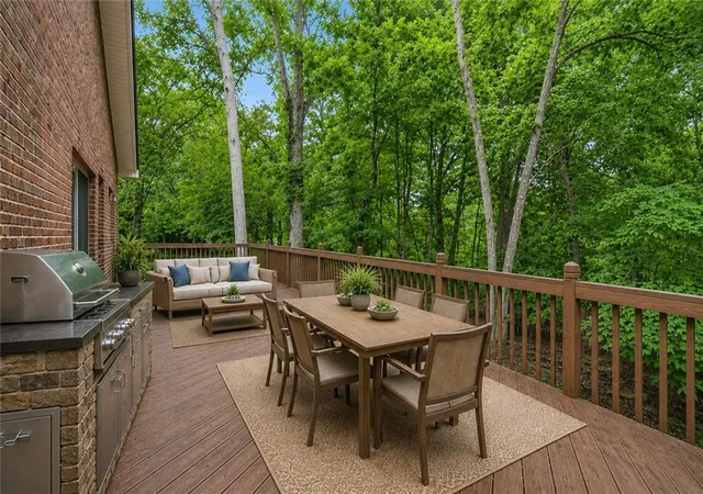 Homes for sale in Flowery Branch, GA | 6137 White Oak Dr, Flowery Branch, GA 30542 | MLS# 7786220