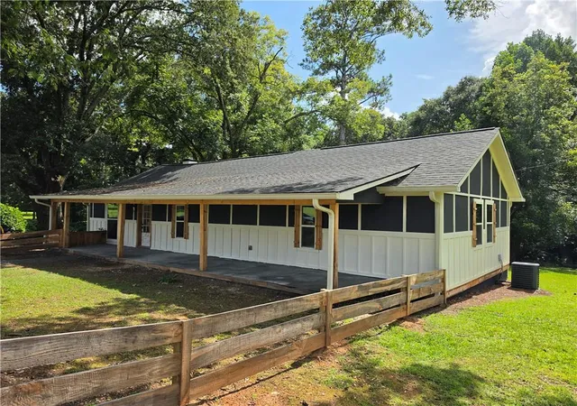 Photo 4 of Sale Pending at 4117 Mason Crk Rd, Winston, GA 30187 | MLS# 7818085 | Listing updated on 2026-08-21