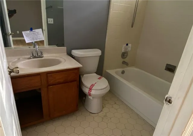 10th image of 1555 Burnstone Dr, Stone Mountain, GA 30088 | MLS# 7777837