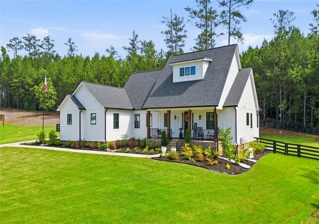 1st image of 499 London Rd, Ball Ground, GA 30107 | MLS# 7781354