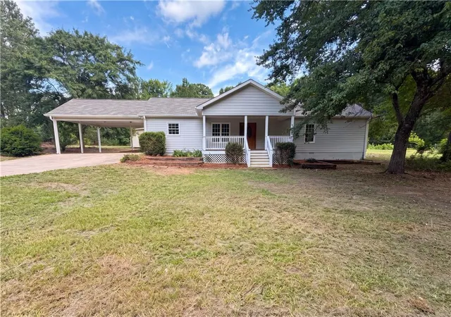 Photo 4 of Sale Pending at 38 Paradise Hogan Rd, Lexington, GA 30648 | MLS# 7823931 | Listing updated on 2026-09-03