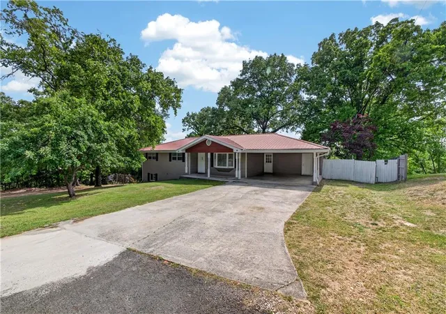Photo 2 of Sale Pending at 1780 N Boyd Dr, Rocky Face, GA 30740 | MLS# 7797212 | Listing updated on 2026-09-16