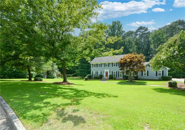 3rd image of 7610 Nesbit Ferry Rd, Sandy Springs, GA 30350 | MLS# 7797893