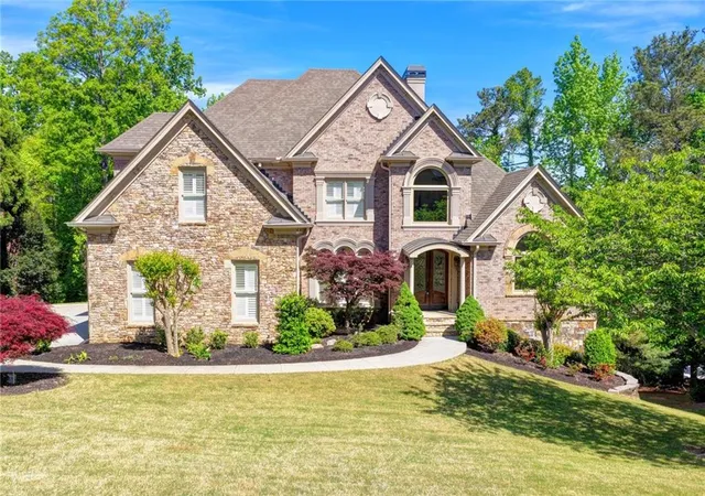 Photo 3 of Single family home for sale at 9030 Moor Park Run, Duluth, GA 30097 | MLS# 7816382 | Listing updated on 2026-08-27