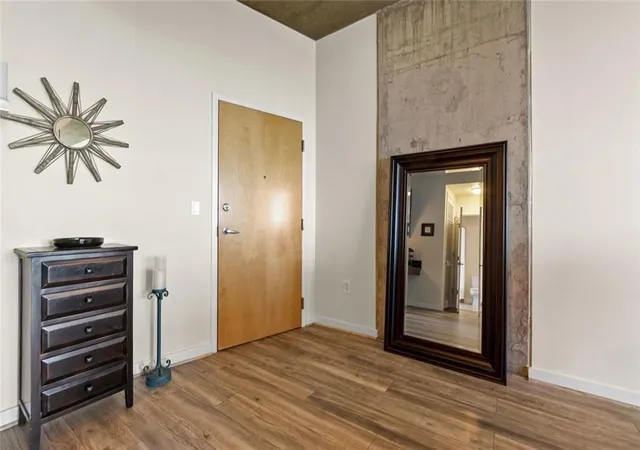 3rd image of 361 17Th St, Atlanta, GA 30363