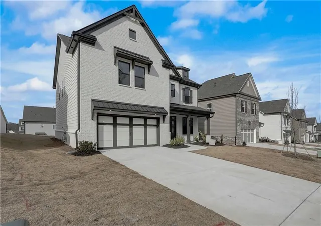 3rd image of 1762 Dover Creek Ln, Lawrenceville, GA 30045 | MLS# 7776106