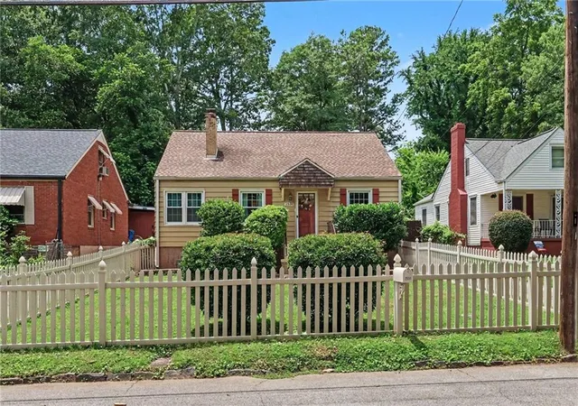 Photo 2 of Single family home for sale at 2531 Batavia St, Atlanta, GA 30344 | MLS# 7797484 | Listing updated on 2026-09-16