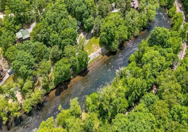 3rd image of 101 Moonshine Mountain Rd, Mineral Bluff, GA 30559 | MLS# 7692346