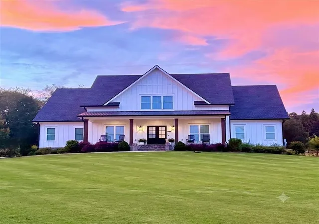 Photo 1 of Sale Pending at 8 Trimble Way Se, Rome, GA 30161 | MLS# 7821821 | Listing updated on 2026-09-16