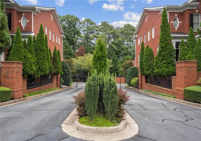 3rd image of 4288 Kingston Gate Cvs #5, Atlanta, GA 30341 | MLS# 7813498