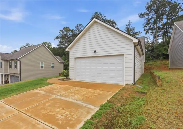 3rd image of 131 Culver St, Jackson, GA 30233 | MLS# 7778458