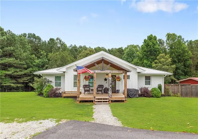 Homes for sale in Rockmart, GA | 1831 Holly Springs Rd, Rockmart, GA 30153 | MLS# 7794282