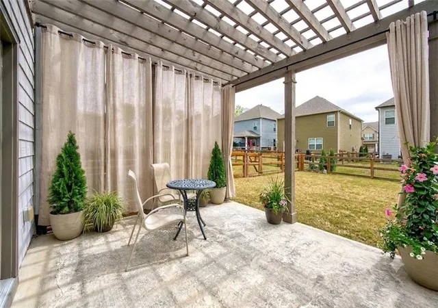 14th image of 6497 Crosscreek Ln, Flowery Branch, GA 30542 | MLS# 7749135