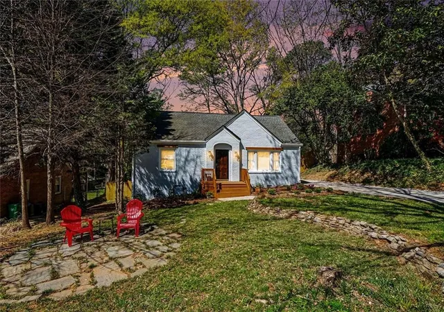 46th image of 1201 Walker Dr, Decatur, GA 30030 | MLS# 7791703
