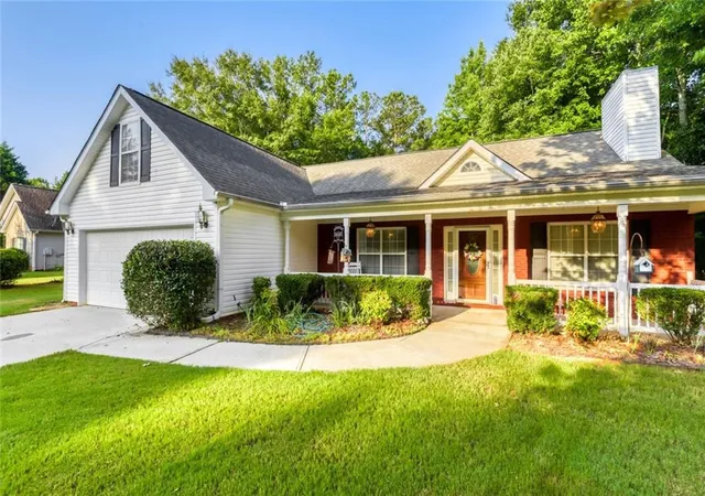 Homes for sale in Social Circle, GA | 1141 Morrow Dr, Social Circle, GA 30025 | MLS# 7798562