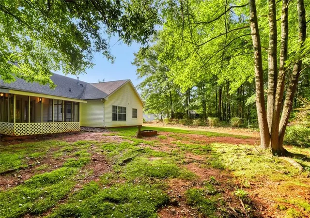 Homes for sale in Social Circle, GA | 1141 Morrow Dr, Social Circle, GA 30025 | MLS# 7798562
