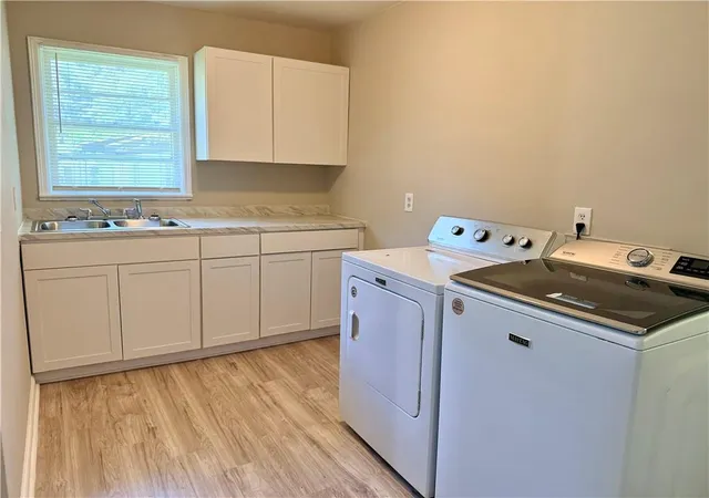 2nd image of 2967 Jones St, East Point, GA 30344 | MLS# 7826514