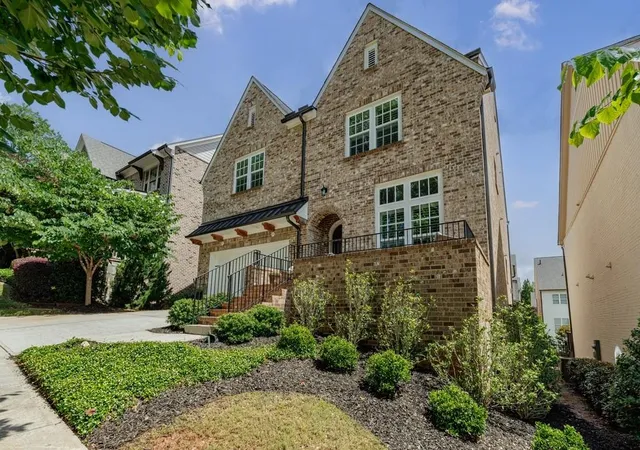 Photo 3 of Single family home for sale at 320 Harp St, Alpharetta, GA 30009 | MLS# 7792601 | Listing updated on 2026-08-30