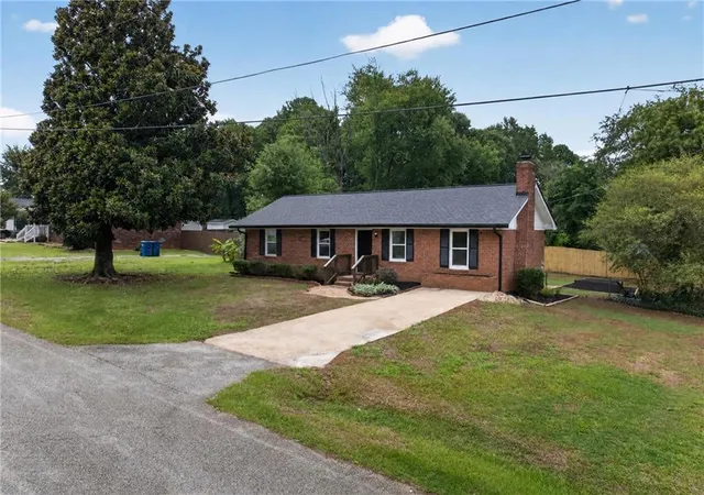 2nd image of 1279 Kesler Rd, Winder, GA 30680 | MLS# 7812109