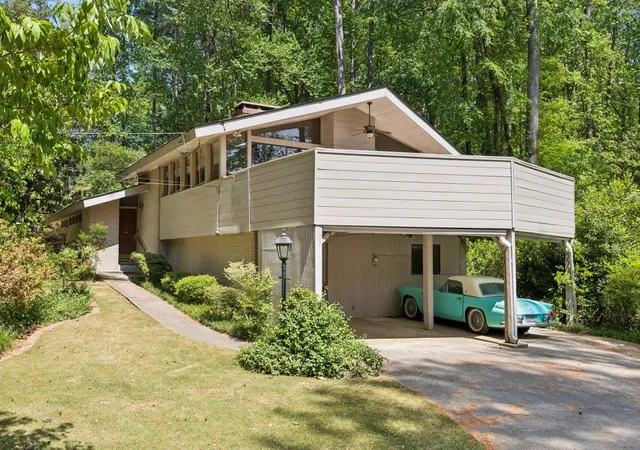 Photo 1 of Single family home for sale at 2001 Castleway Ln Ne, Atlanta, GA 30345 | MLS# 7759347 | Listing updated on 2026-07-08