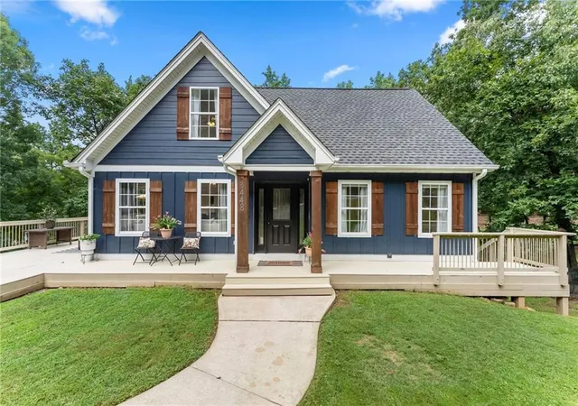 Photo 1 of Sale Pending at 3448 Point View Cir, Gainesville, GA 30506 | MLS# 7820374 | Listing updated on 2026-10-07